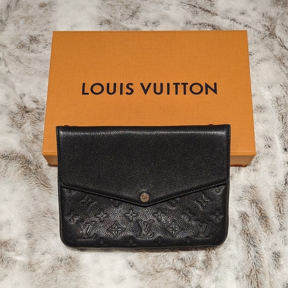 SOLD💥 Authentic!! Louis Vuitton Twice Empreinte cross body - box and dust bag - Picture 12 of 15